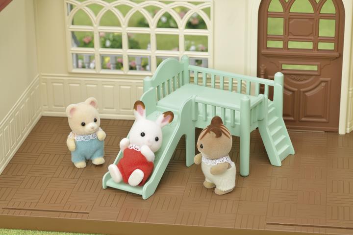 Actual product image Sylvanian Families Sweet Raspberry Home