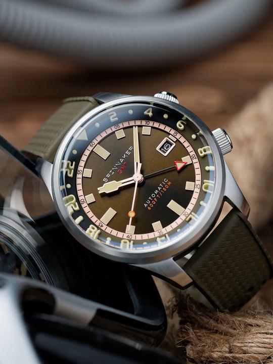 Actual product image Spinnaker SP-5121-22 Bradner GMT (Analogue wristwatch)