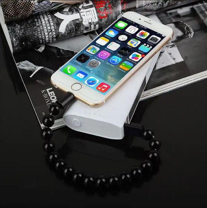 Produktbild PhoneLook Elegantes Perlen Armband 2 in 1 Ladekabel mit integriertem USB-C Anschluss t (USB 3.2 Gen 1)