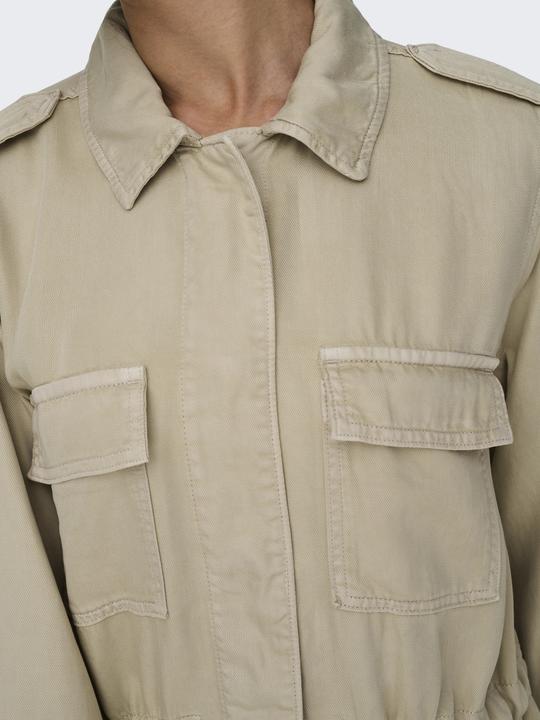 Produktbild Only Fly-Away Kragen Ärmel mit Umschlag Jacke Jacke (S)