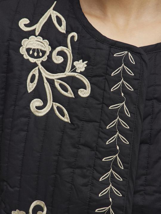 Actual product image Vila Stickerei Jacke (44)