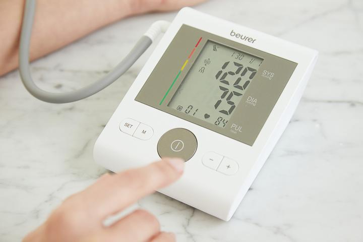 Immagine prodotto Beurer Misuratore di pressione sanguigna da braccio BM 28 (Sfigmomanometro per braccio)