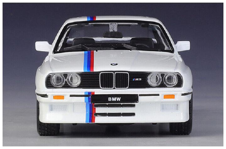 Productafbeelding Bburago BMW M3 1988, model auto, wit