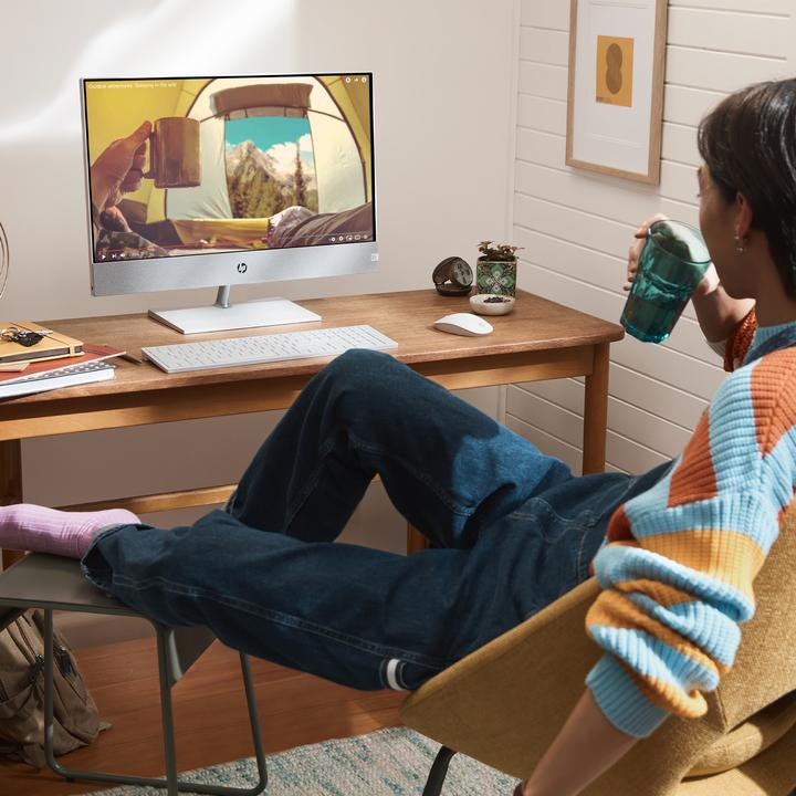 Produktbild HP Pavilion 27-ca1750nz (Intel Core i7-12700T, 32 GB, 1000 GB, GeForce RTX 3050)