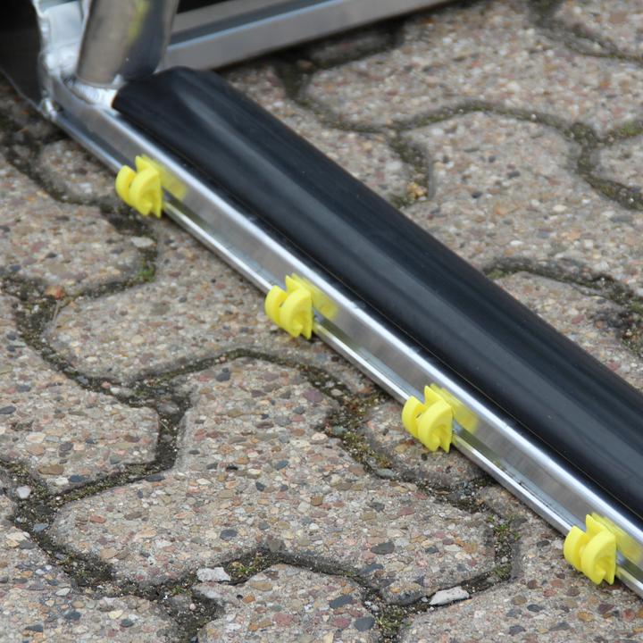 Actual product image Sport-Thieme Fold-up ground frame with PlayersProtect for youth football goals