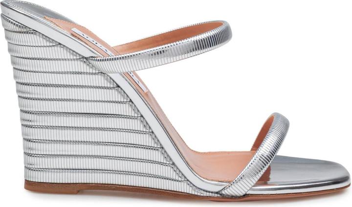 Aquazzura Aquazzurra riviera chain ​​wedge sandal in mirror-effect leather silver color