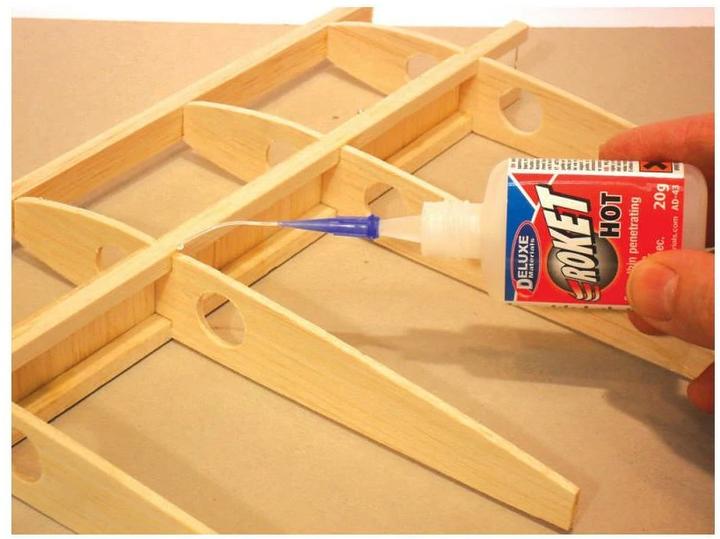 Produktbild Deluxe Materials Roket Hot CA 20g (35 g, 1 ml)