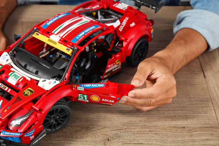 Produktbild LEGO Ferrari 488 GTE (42125, LEGO Technic)