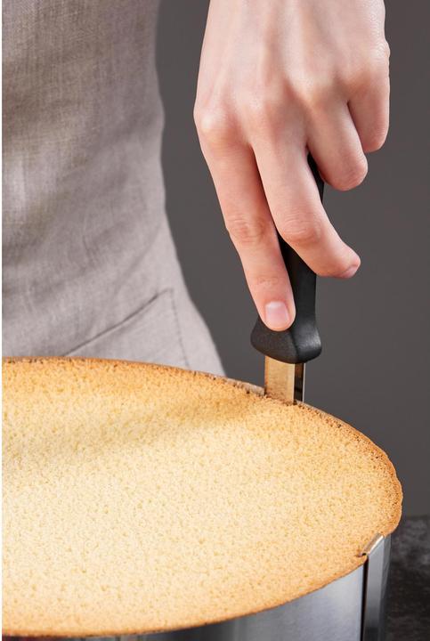 Actual product image GEFU Tondo' cake ring knife
