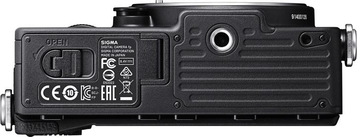 Actual product image Sigma fp (45 mm, 24.60 Mpx, Full frame)