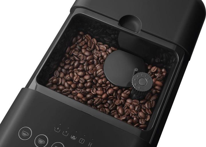 Actual product image Smeg BCC13BLMEU (EU plug)