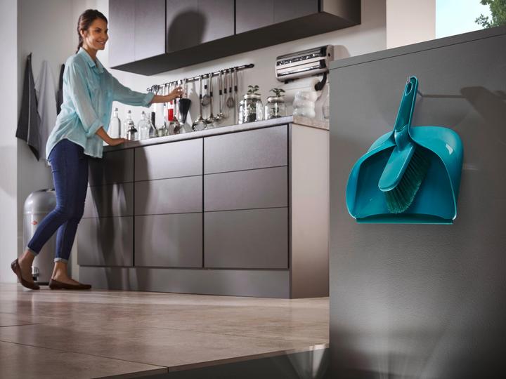 Produktbild Leifheit Handkehrset mit Schmutzkammer (1 Stk.)