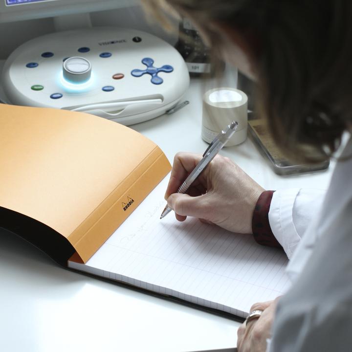 Produktbild Rhodia Blöcke geheftet 80g Basics (A4, Liniert, Harter Einband)