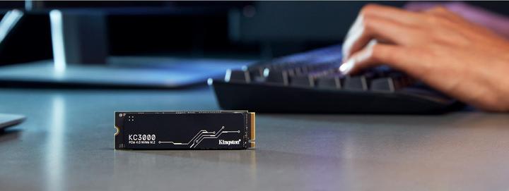Actual product image Kingston KC3000 (512 GB, M.2 2280)