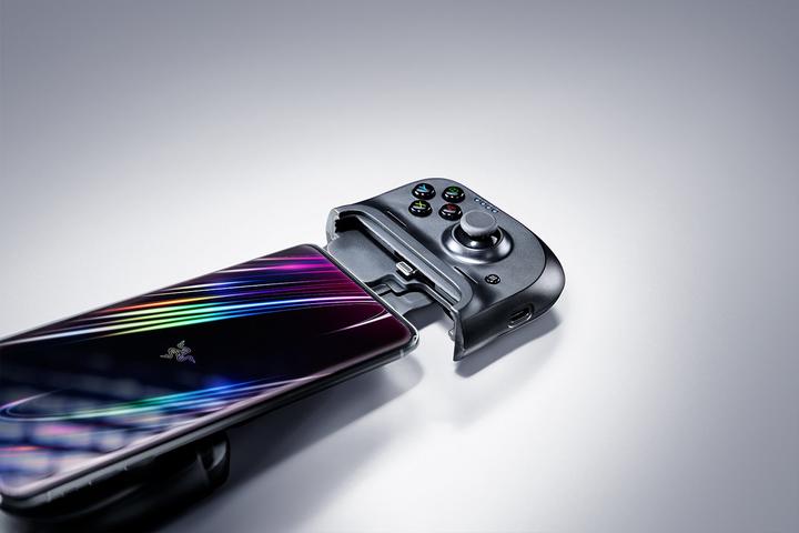 Actual product image Razer Kishi (iOS)
