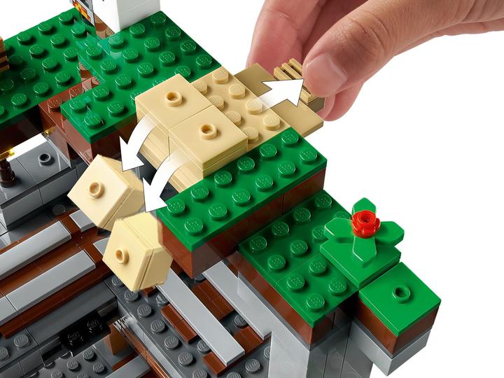 Actual product image LEGO The first adventure (21169, LEGO Minecraft)