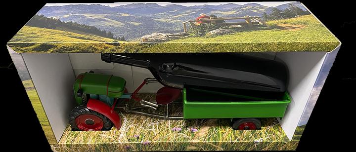 Actual product image Mayer - the gift factory Rapid Single Axle Truck with "Farmers Wine" Puglia I.G.T. Italia