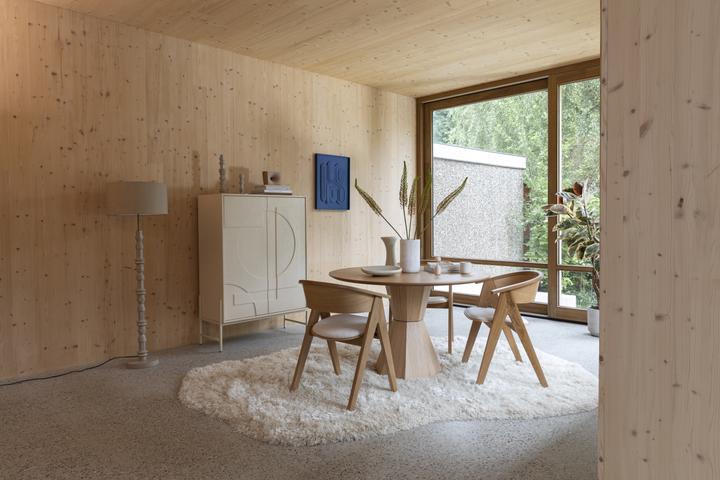 Actual product image Zuiver Faces Cabinet (140 x 100 x 45 cm)
