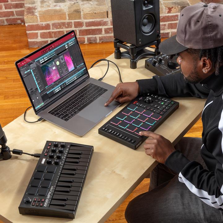 Immagine prodotto Akai Professional MPC Studio (Controllo)