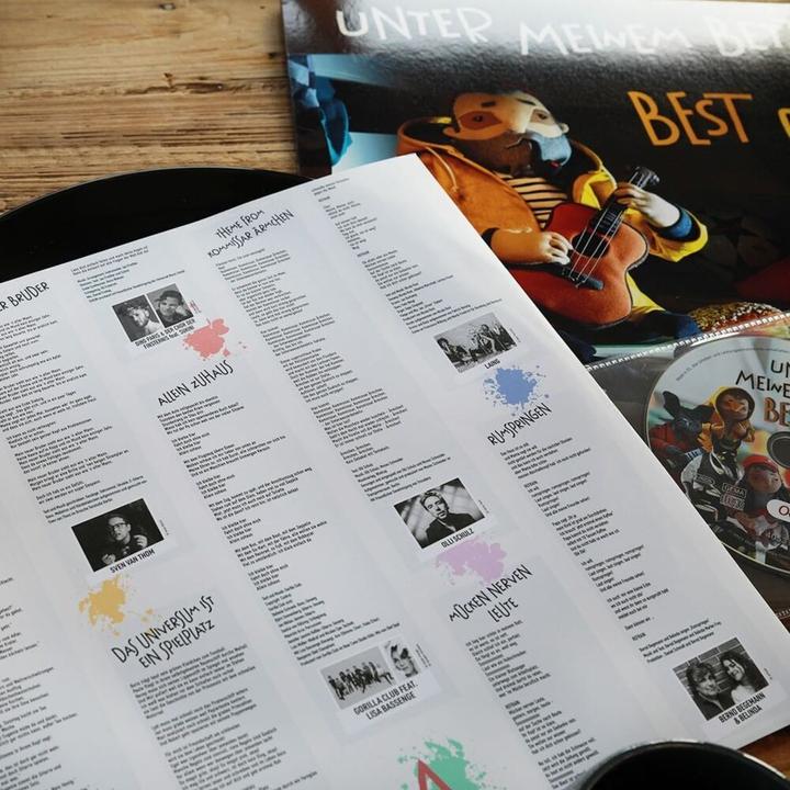 Actual product image Under my bed - Best of (Vinyl) (Julia, Heide Wenzel, German)