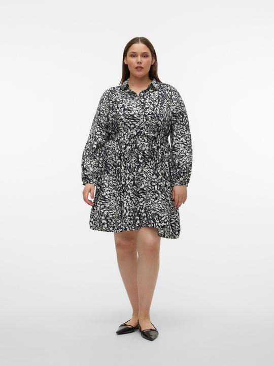 Image du produit Vero Moda Coupe normale Col chemise Curve Poignets non réglables Manches larges Robe courte (46)