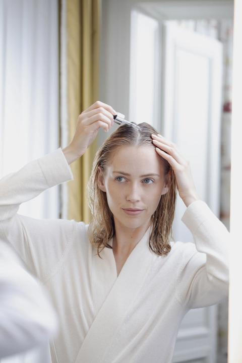 Actual product image Hair Rituel by Sisley La Cure Antipelliculaire Apaisante (60 ml)