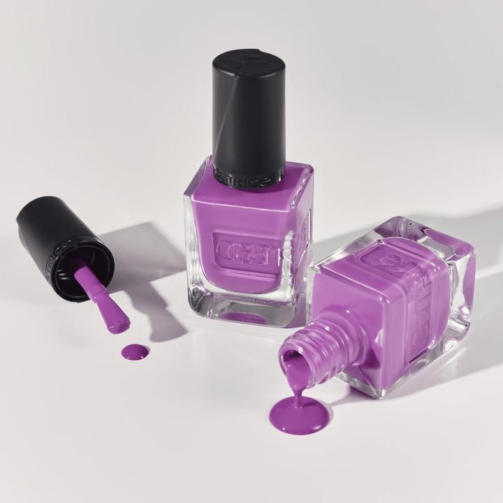 Produktbild Catrice Gel Affair Nail Lacquer No. 024 Violet Long-Lasting (024 Grape Minds Think Alike, Gel-Effekt Nagellack)