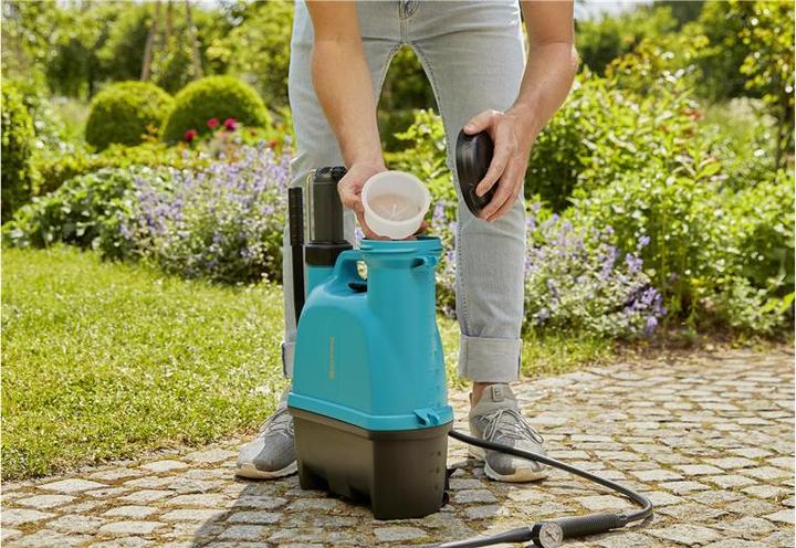 Actual product image Gardena Backpack sprayer (12 l)