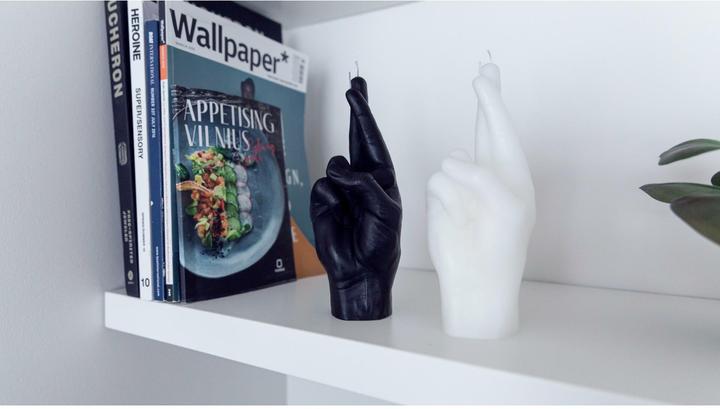 Actual product image Candle Hand Crossed Fingers (1 pcs.)
