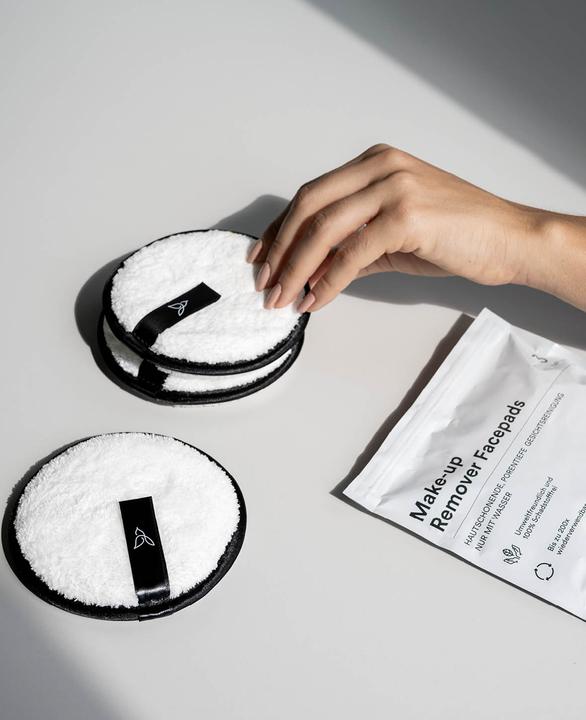 Actual product image Noya Reusable Make-up Removal Pads, Set of 3