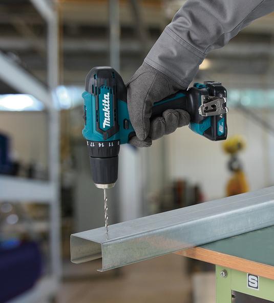 Actual product image Makita DF333DZJ (Rechargeable battery operated)