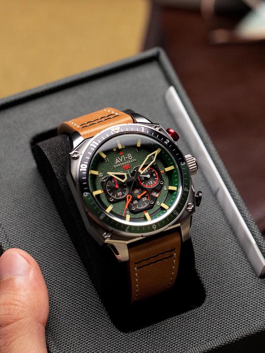 Image du produit AVI-8 AV-4100-01 (Chronographe)