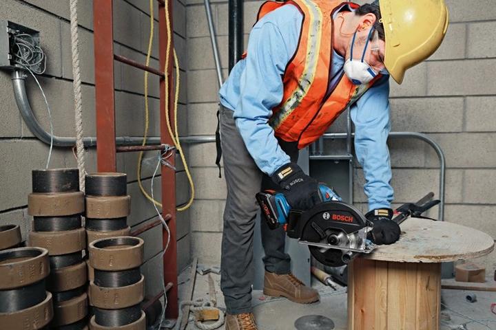 Produktbild Bosch Professional GKM 18V-50 (2xPC5.0Ah. L)