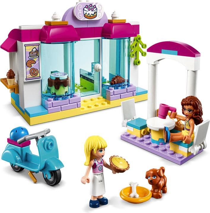 Actual product image LEGO Heartlake City Bakery (41440, LEGO Friends)