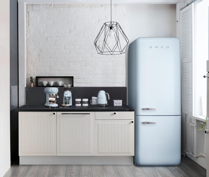 Produktbild Smeg FAB32RPB5 (331 l)