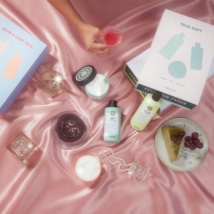 Actual product image Maria Nila Pure Volume Holiday Box (Hair care set)