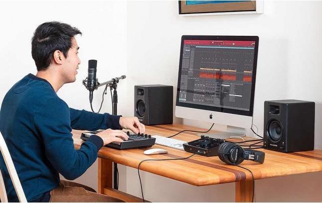 Produktbild M-Audio BX4BT (Aktiv, Paar, 1x 50 W)