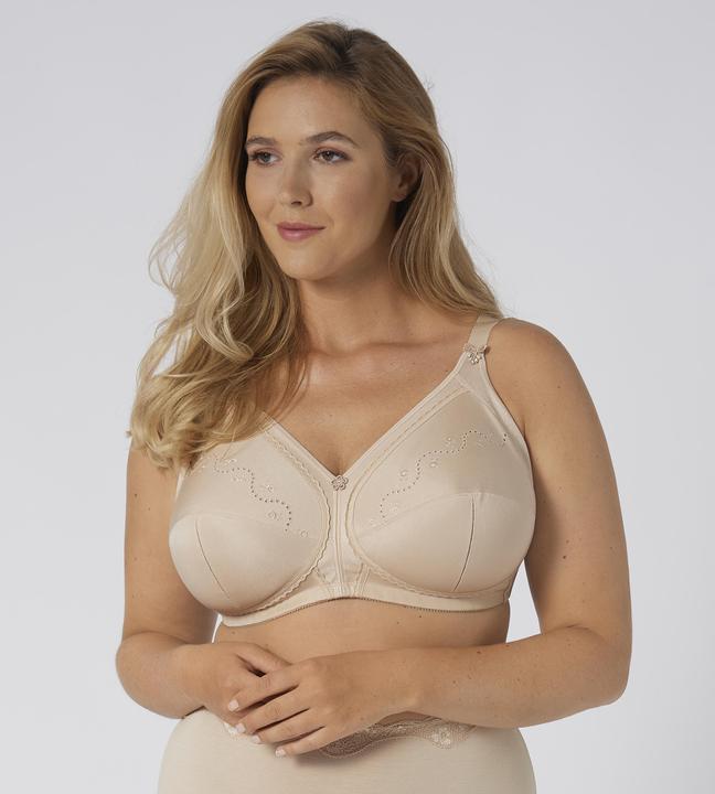 Actual product image Triumph Doreen + Cotton 01 N (75 F, Single pack)