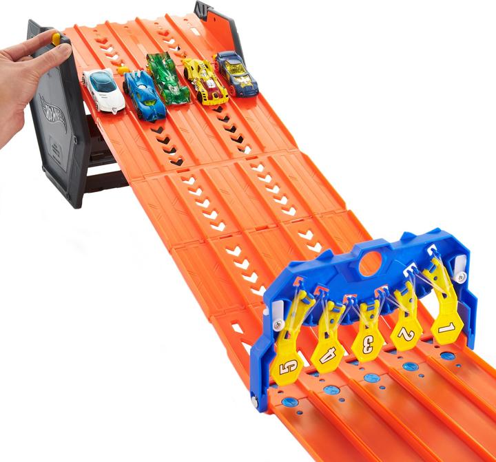 Actual product image Hot Wheels roll out the raceway race track