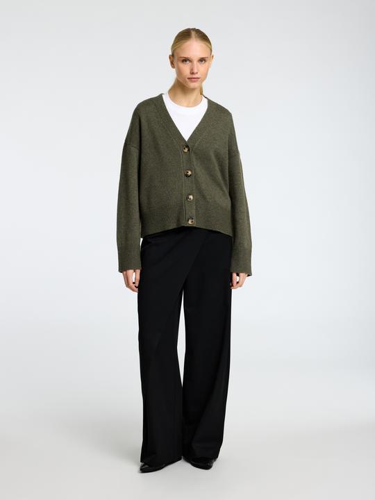 Actual product image Selected Femme V-neck cardigan (L)