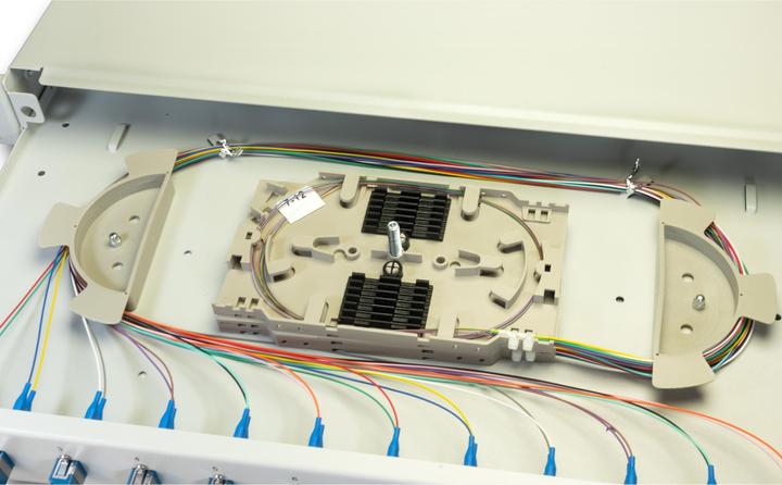 Actual product image Lightwin FO splice box, 24 fibers, 12x DLC multimode, 50/125µm OM3 pigtail splice boxes (1.50 m)