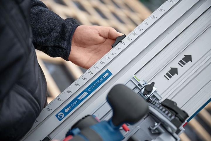 Actual product image Bosch Professional Guide rail FSN 740 X (silver, for circular saw GX) (112.40 cm)