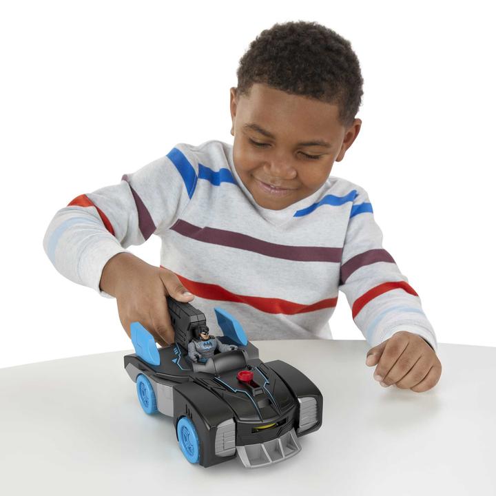 Immagine prodotto Mattel Bat-Tech 2-in-1 Batmobile & Batwing