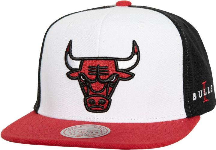 Mitchell & Ness Snapback Cap - CORE I Chicago Bulls (One Size)