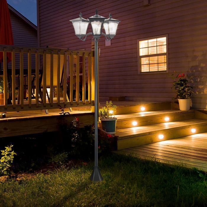 Image du produit Swisshandel24 Lanterne solaire de jardin à 3 flammes Lanterne solaire de chemin avec LED 120 lumens IP44 201 (120 lm, IP44)