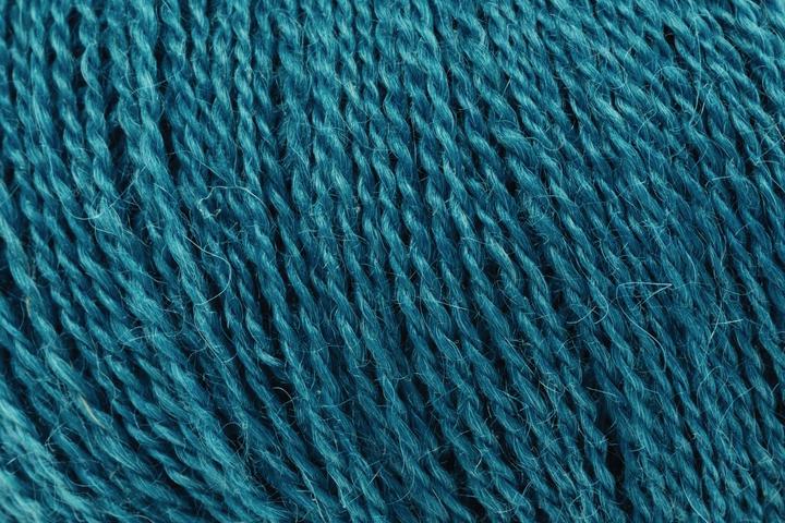 Actual product image Rowan Fine Lace (400 m)