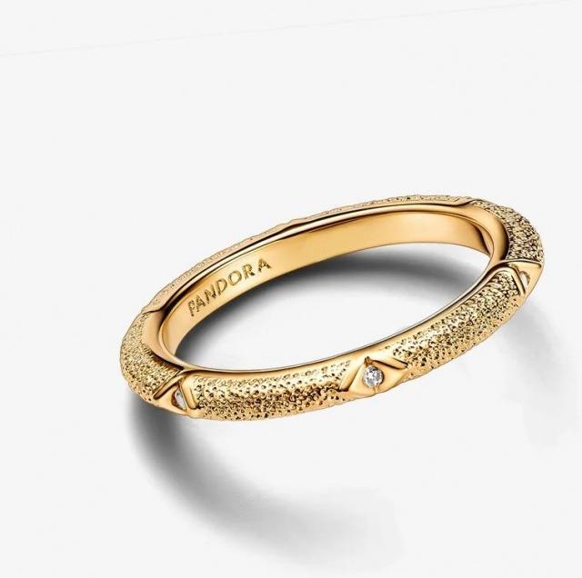 Produktbild Pandora ME Struktur & Steine Ring (54)