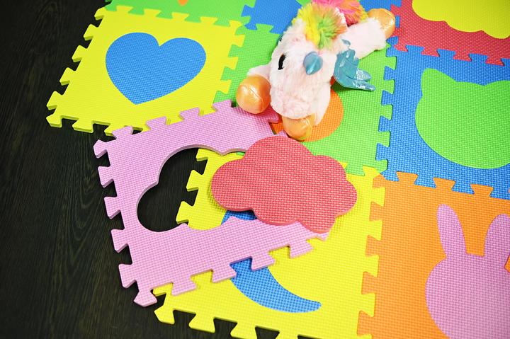 Immagine prodotto Knorrtoys Tappetino per puzzle - "Forme" /9 pezzi/30cm (30 x 31,5 x 30 cm)
