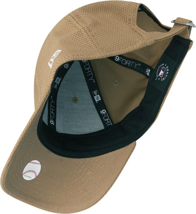 Actual product image New Era Enfants Cap - DIAMOND 9FORTY New York Yankees khaki (53, 52 C, 54 C)