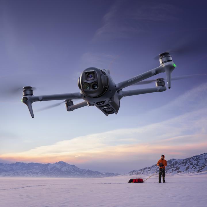 Actual product image DJI Mavic 4 Pro 512GB Creator Combo (DJI RC Pro 2) (100 Mpx)